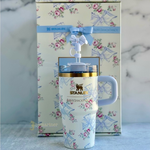 Stanley Loveshackfancy Rosa Beaux Blue The Quencher H2.0 Flowstate Tumbler 20 oz - Picture 4 of 10